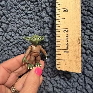 Vintage Star Wars Yoda Figure Hasbro 1.5 Inches 2009